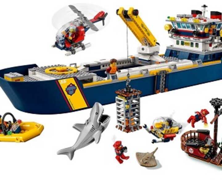 LEGO® 60266 Ocean Exploration Ship