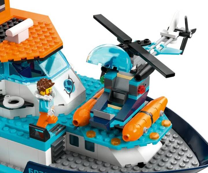 LEGO® 60368 Arctic Explorer Ship