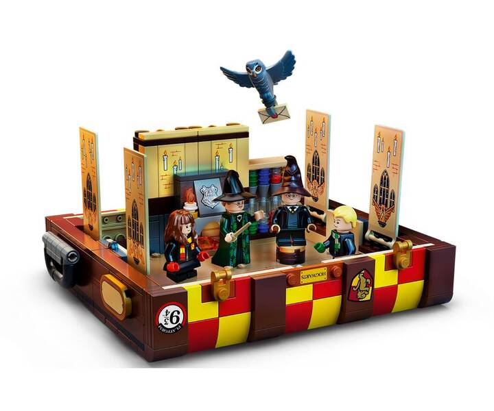 LEGO® 76399 Hogwarts™ Magical Trunk