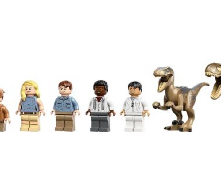 LEGO® 76961 Angriff des T. rex und des Raptors aufs Besucherzentrum