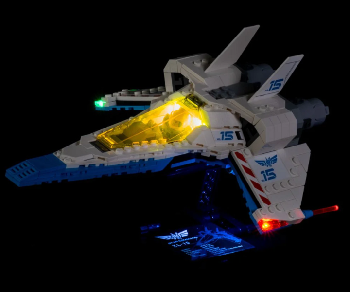 LMB 976832 Lightyear XL-15 Spaceship